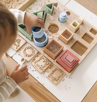 4 Ways Montessori and Holistic Childhood Development Complement to Potentiate your Child Growth - Learning Island